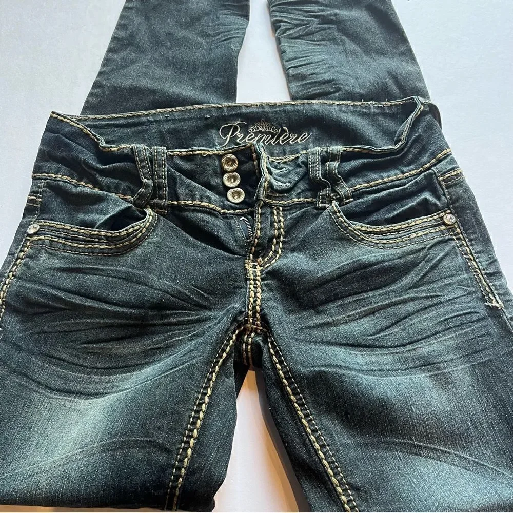 Rue 21 Premiere Women's Black Denim Jeans Distressed Faded  Size 3/4